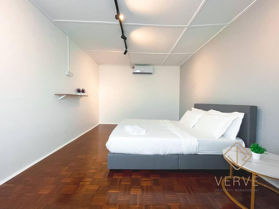 Hillview Verve Boutique By Verve *