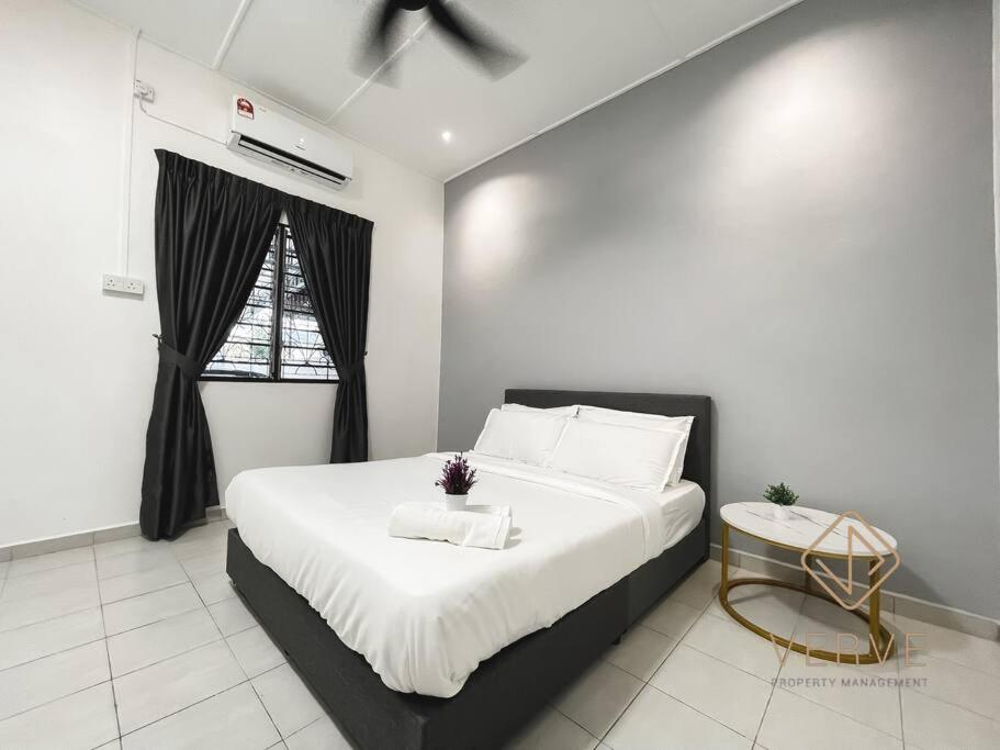 Hillview Verve Boutique By Verve